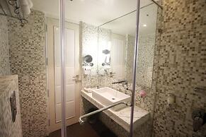 Hotel Emerald
