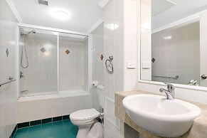 Comfort Hotel Pacific Cleveland