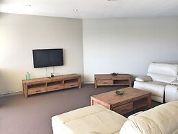 Comfort Hotel Pacific Cleveland