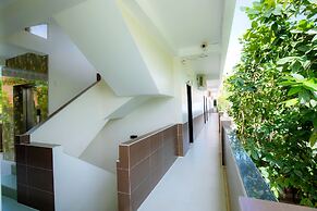 Sun & Sands Beach Hotel