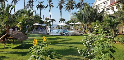 Sun & Sands Beach Hotel