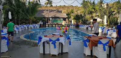 Sun & Sands Beach Hotel