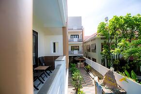 Sun & Sands Beach Hotel