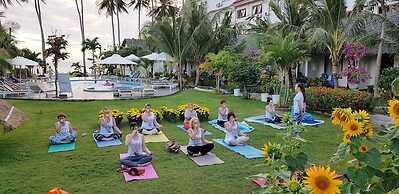 Sun & Sands Beach Hotel