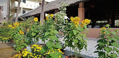 Sun & Sands Beach Hotel