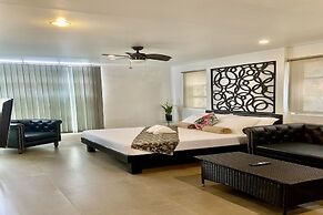 Micasa Lodge Palawan