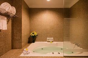 Norfolk Mansion Luxury Serviced Apartment