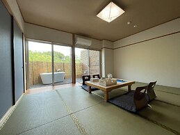 Alaise De Bale SHIRAHAMA