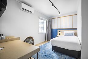 Nightcap at Queens Beach Hotel