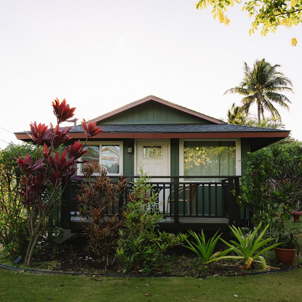 Nona Lani Cottages