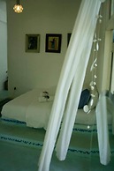 Brassiere Beach Resort