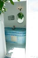 Brassiere Beach Resort