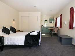 Ashleigh Court Motel