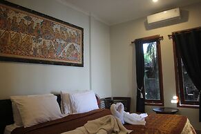 Temple Cafe & Seaside Cottages