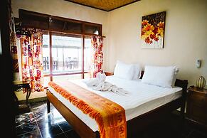 Temple Cafe & Seaside Cottages