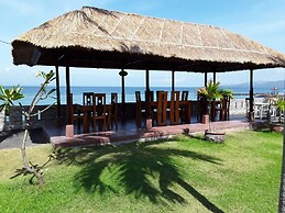 Temple Cafe & Seaside Cottages