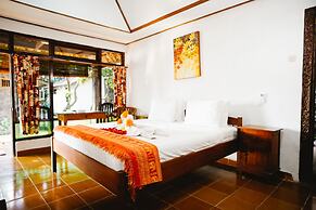 Temple Cafe & Seaside Cottages