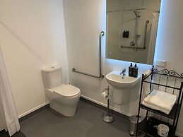 Tongariro Crossing Lodge