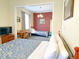 Tongariro Crossing Lodge