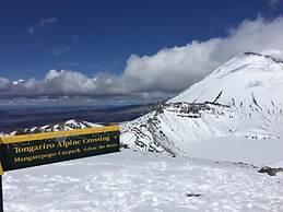 Tongariro Crossing Lodge