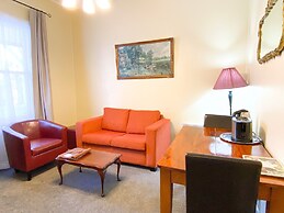 Tongariro Crossing Lodge