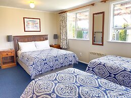 Tongariro Crossing Lodge