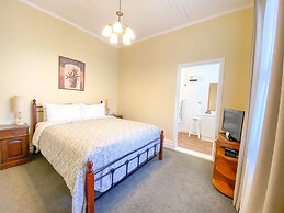 Tongariro Crossing Lodge