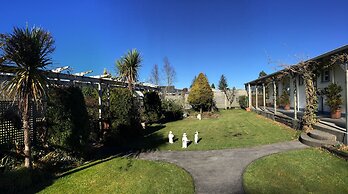 Tongariro Crossing Lodge