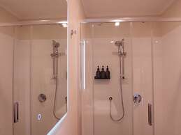 Tongariro Crossing Lodge