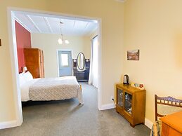 Tongariro Crossing Lodge