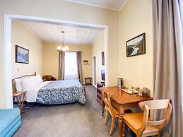 Tongariro Crossing Lodge