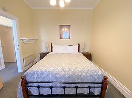 Tongariro Crossing Lodge