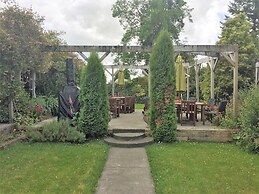 Tongariro Crossing Lodge