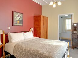 Tongariro Crossing Lodge