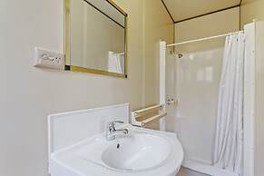 First City Caravilla