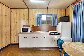 First City Caravilla