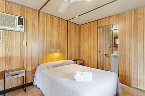 First City Caravilla