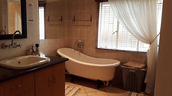 Sunset Ridge Guesthouse