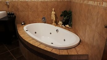 Sunset Ridge Guesthouse