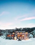 Boonoona Ski Lodge