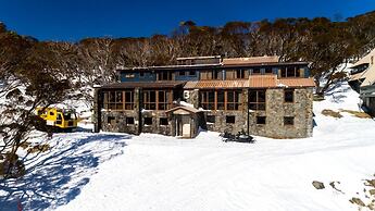 Boonoona Ski Lodge
