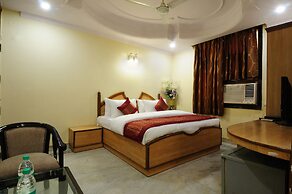 Hotel De Holiday International