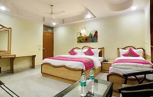 Hotel De Holiday International