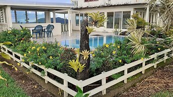 Dave Parker's Eco Lodge