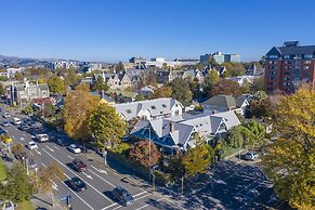 Orari Bed and Breakfast