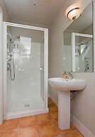 Orari Bed and Breakfast