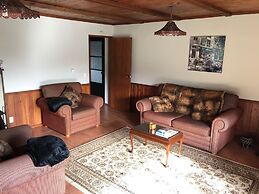 Chartre' Manor Bed & Breakfast