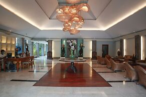The Cakra Hotel