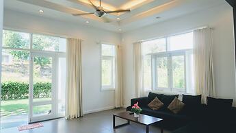 Villa Panda at Sea Links Golf Resort