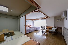 Hotel White Inn Kitashiga